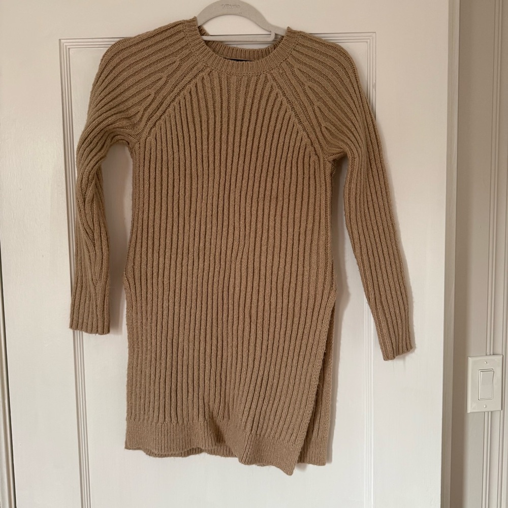 Forever 21 Tan Ribbed Knit Crewneck Tunic Sweater Size Small EUC